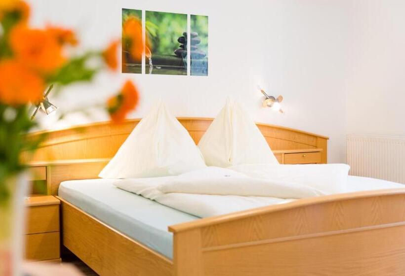 Номер Стандарт с Балконом, Gasthof Pension Waldfriede