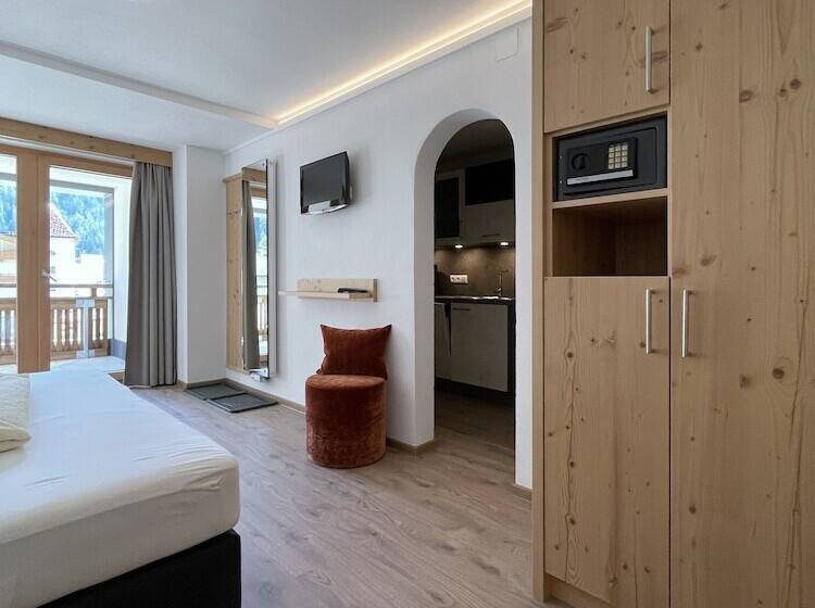 سوییت جونیور, & Suites Glück Auf