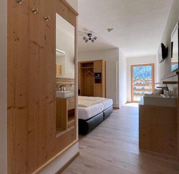 سوییت لوکس, & Suites Glück Auf