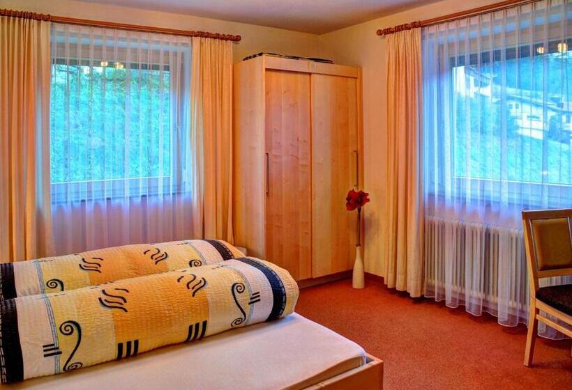 Номер Стандарт, Gästehaus Resi