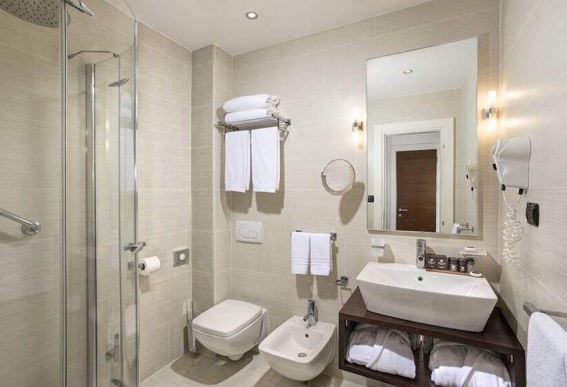 Трехместный Президентский, Bellevue Hotel & Resort