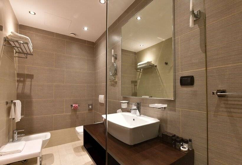 Полулюкс, Bellevue Hotel & Resort