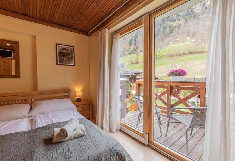 패밀리 룸, Chalet Charlotte