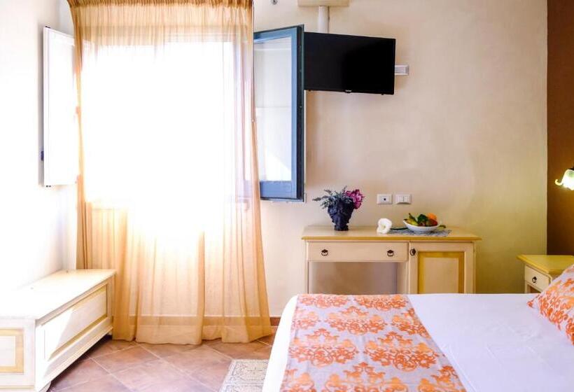 اتاق استاندارد چهار تخته, Baglio Di Scopello
