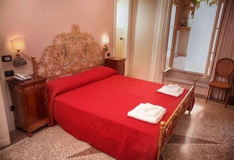חדר סטנדרט, Domus Real Cardello