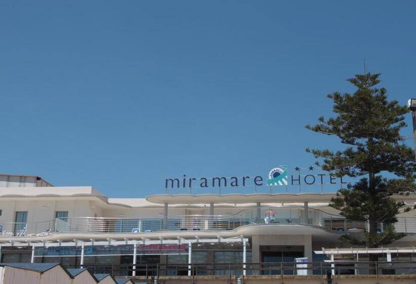 اتاق استاندارد با چشم‌انداز دریا, Miramare