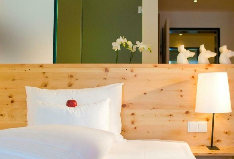 اتاق راحتی یک تخته, Villa Seilern Vital Resort