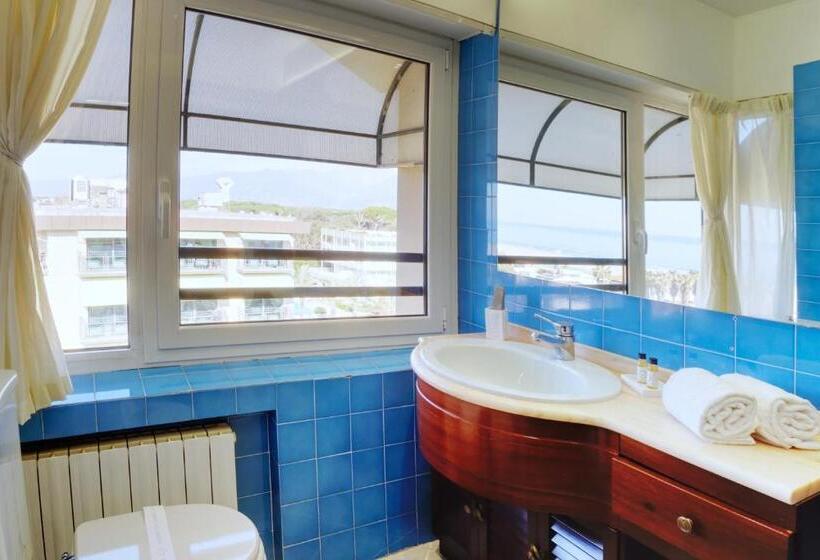 سوییت با چشم‌انداز دریا, Caesar Residence & Spa