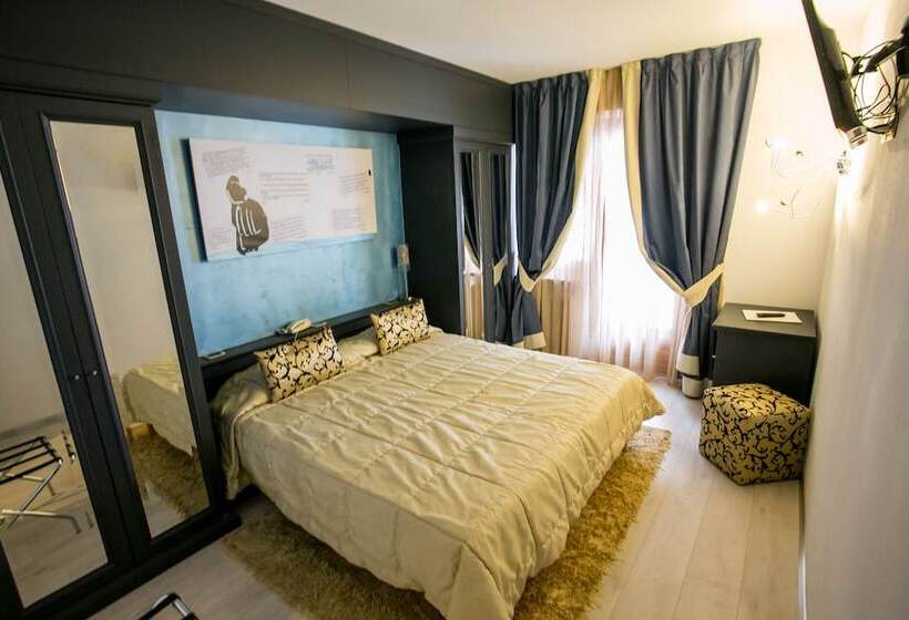 اتاق استاندارد, Design Oberosler