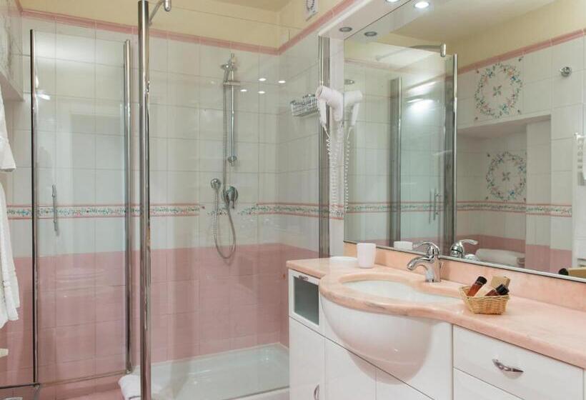 اتاق سوپریور, B&b Quattro Cantoni