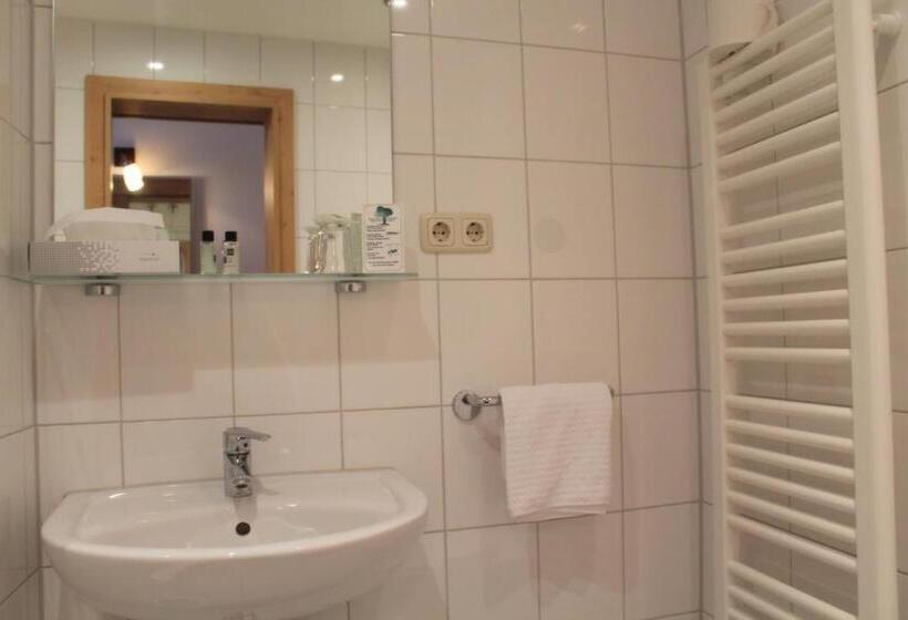 Standard Single Room, Steichele Hotel & Weinrestaurant