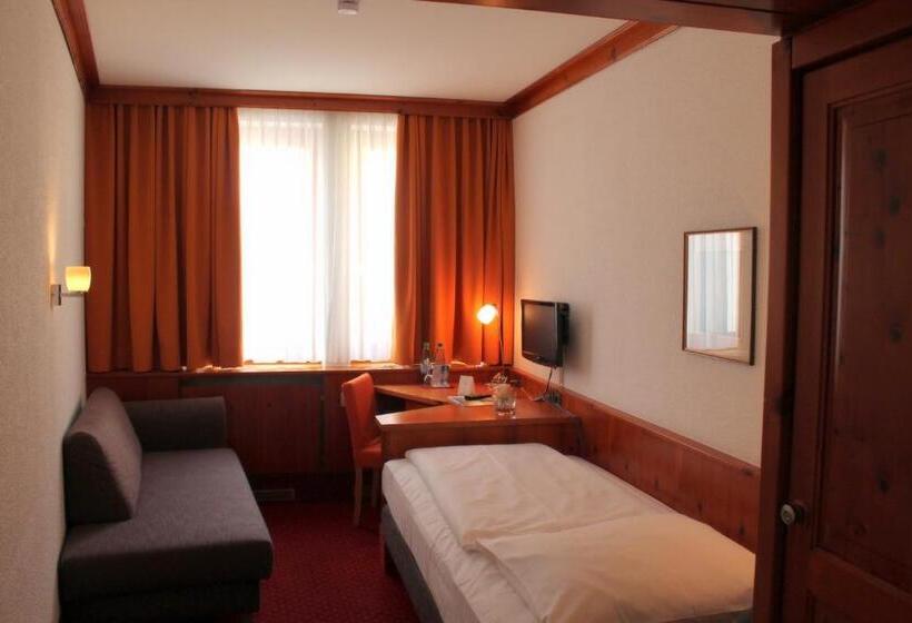 Standard Single Room, Steichele Hotel & Weinrestaurant
