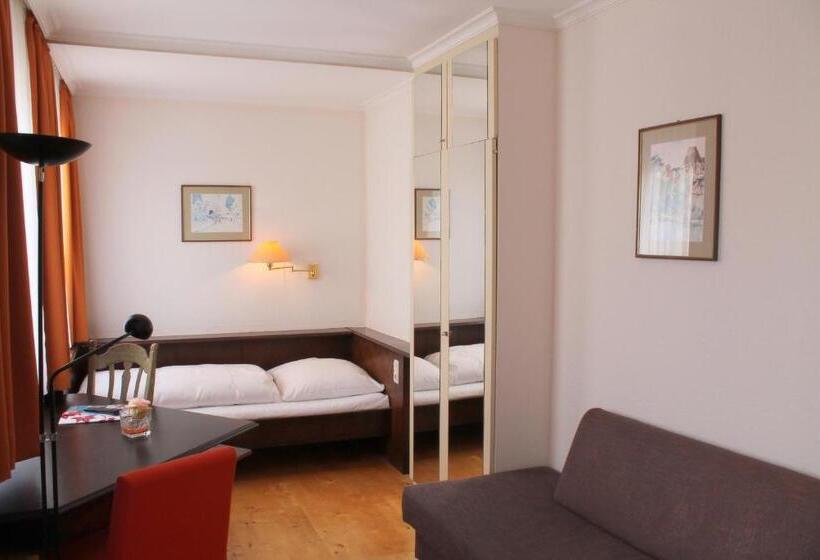 Standard Room, Steichele Hotel & Weinrestaurant