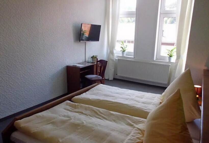 舒适型房间, Garni Am Thüringer Kloßtheater
