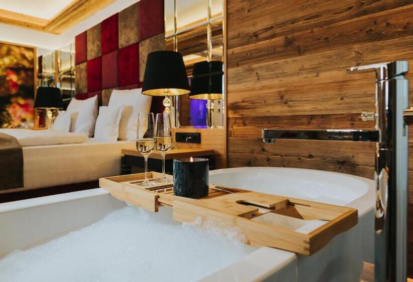 Полулюкс Повышенной Комфортности, Ortner S Resort