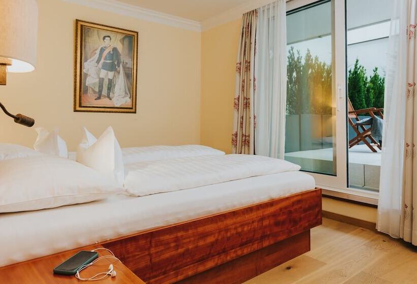 Полулюкс, Ortner S Resort