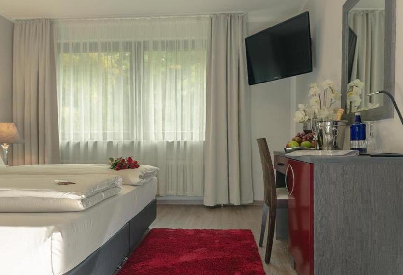 Номер Стандарт, Waldhotel Sindelfingen Am Eichholz