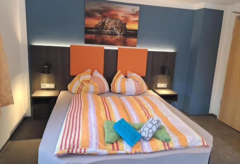 Номер Deluxe с Балконом, Gästehaus Alpina