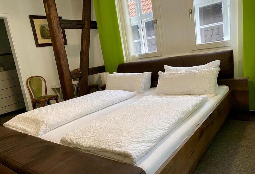 חדר סטנדרט לשלושה, Altstadt Hotel Gosequell