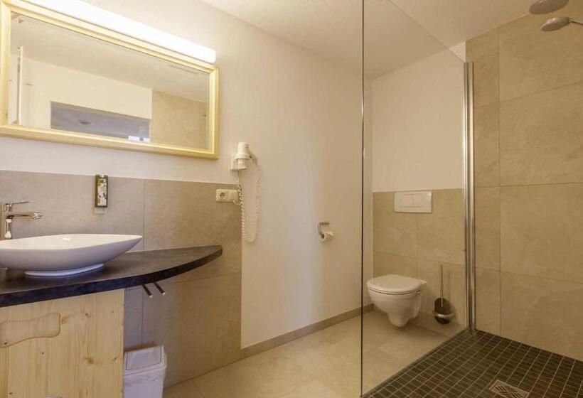 Полулюкс, Burghotel Stolpen