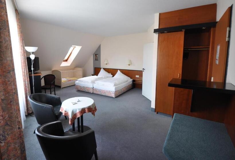 Семейный Номер, City Hotel Aschersleben