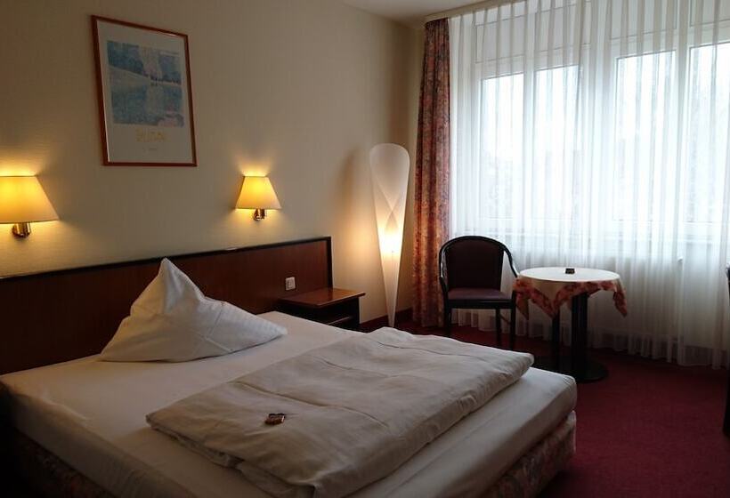 Номер Стандарт Индивидуальный, City Hotel Aschersleben