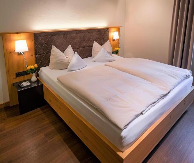 Номер Стандарт, Parkhotel Traunstein