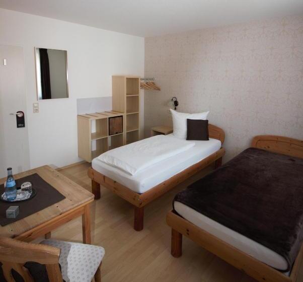 اتاق استاندارد یک نفره, Wirtshaus Krone
