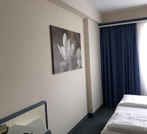 Номер Стандарт, Parkhotel Schotten