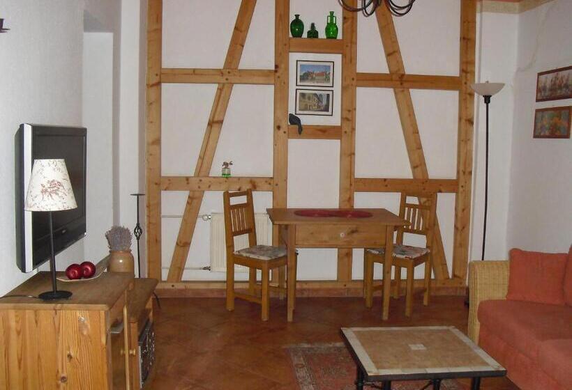 דירת חדר, Pension Reuss   Hotel Garni