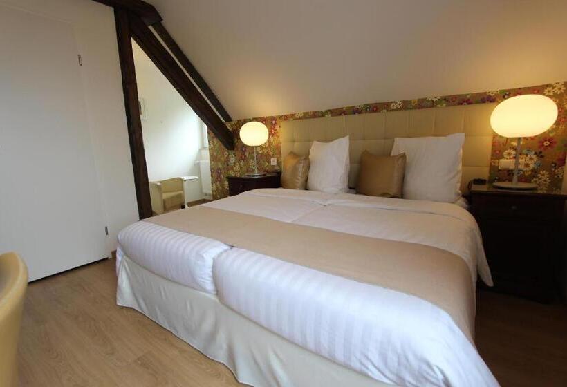 Quarto Estandar, Boutique Hotel Restaurant Hollerather Hof