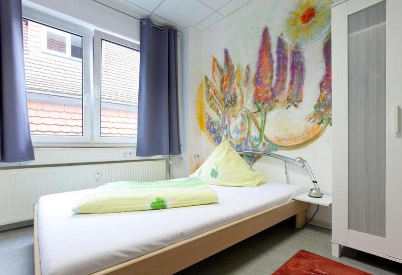 标准单人间, Hostel Jena