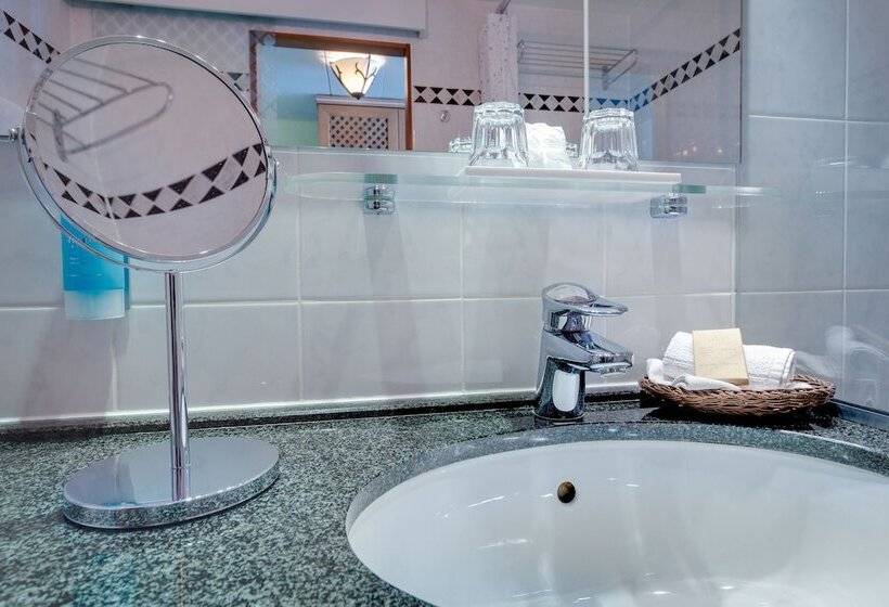Трехместный Номер Комфорт, Gasthaus Zum Schwan