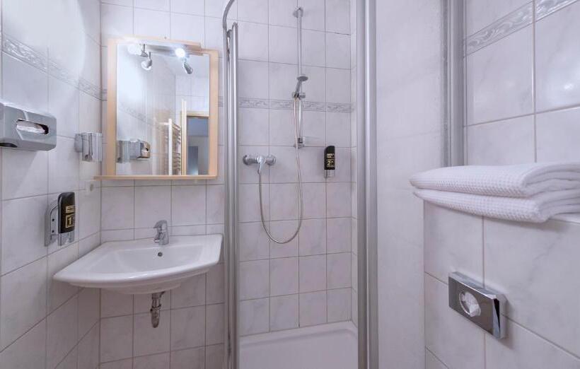 Номер Стандарт, Haus Fabry