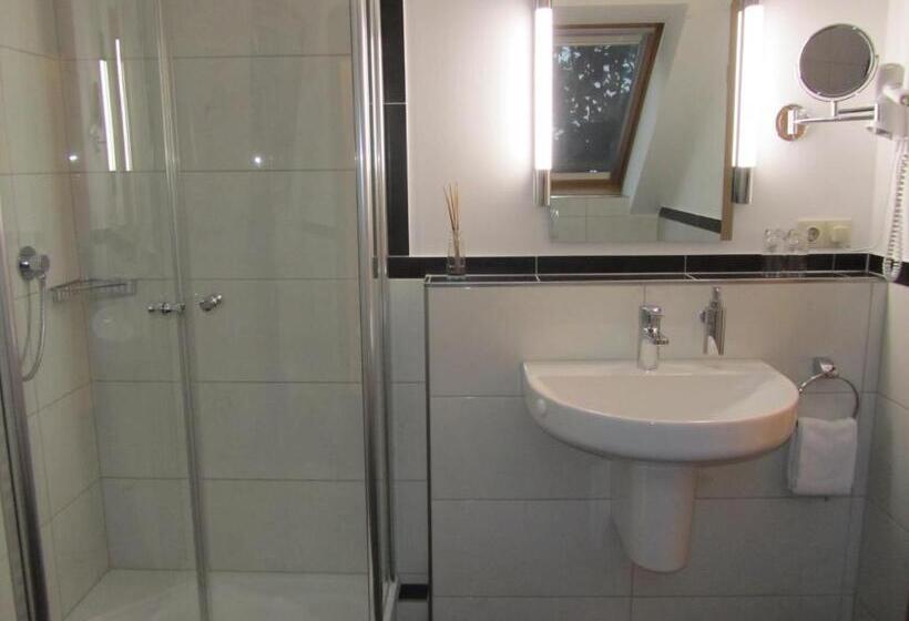 Апартаменты 1 Спальня, Land Gut Hotel Lohmann