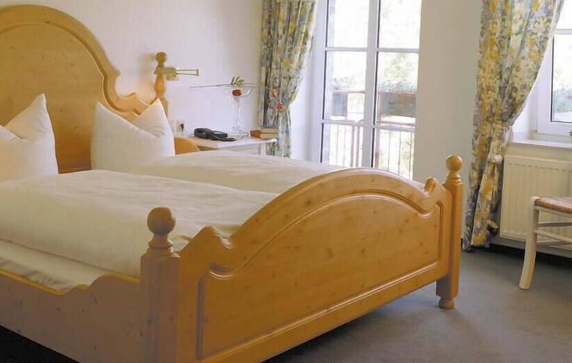 Номер Комфорт, Land Gut Hotel Lohmann