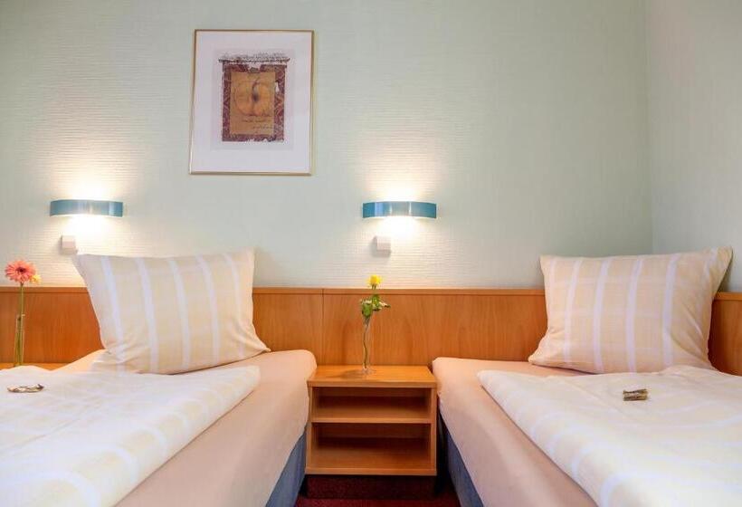Номер Стандарт, Sporthotel öhringen