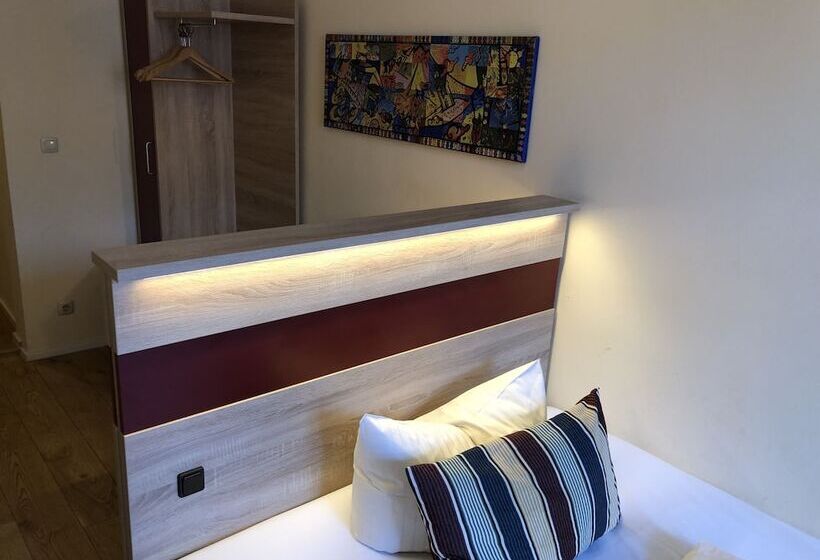 غرفة قياسية فردية, Gasthof Flotzinger Brau