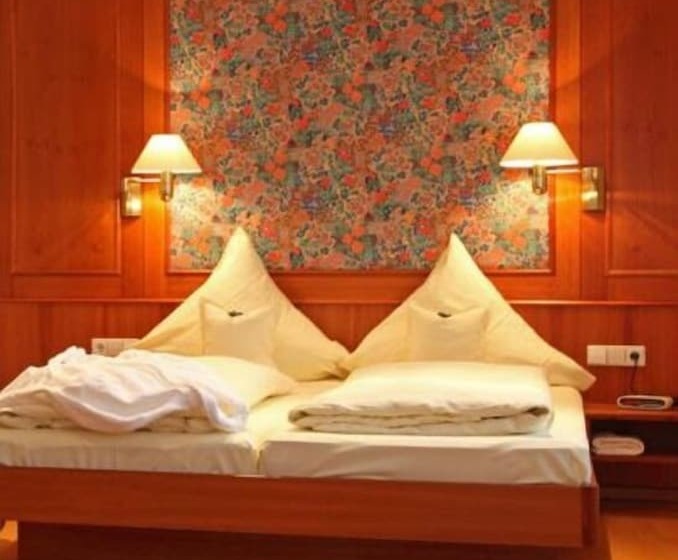 Quarto Estandar, Restaurant Adler