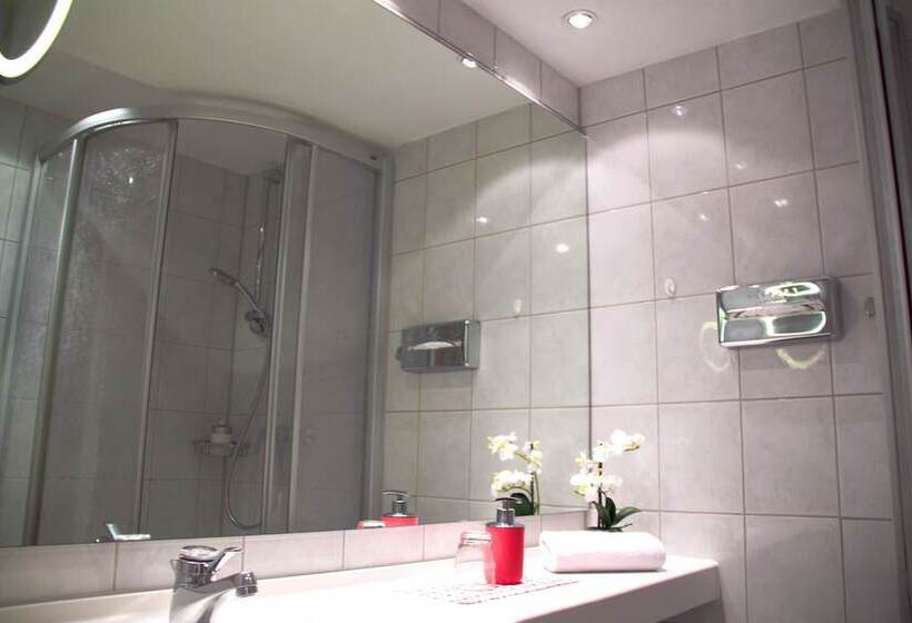 Номер Стандарт с Балконом, Land Gut Hotel Höhengasthof Adler