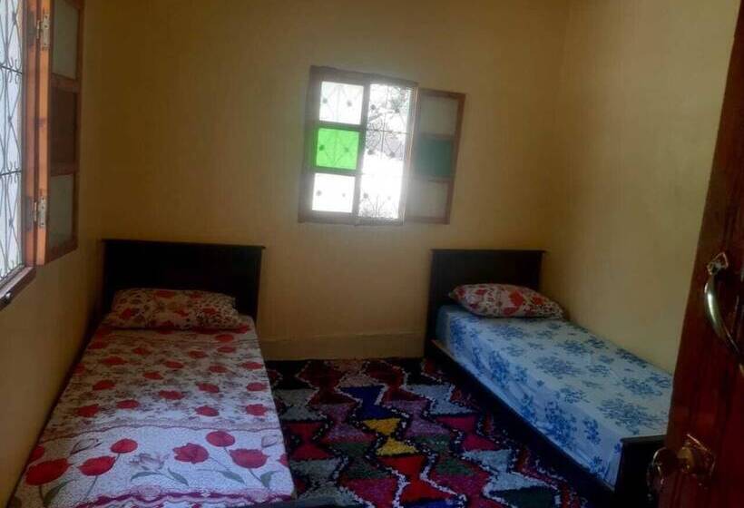 Номер Стандарт Трехместный, Auberge Toubkal Amsouzart Aitst Idar