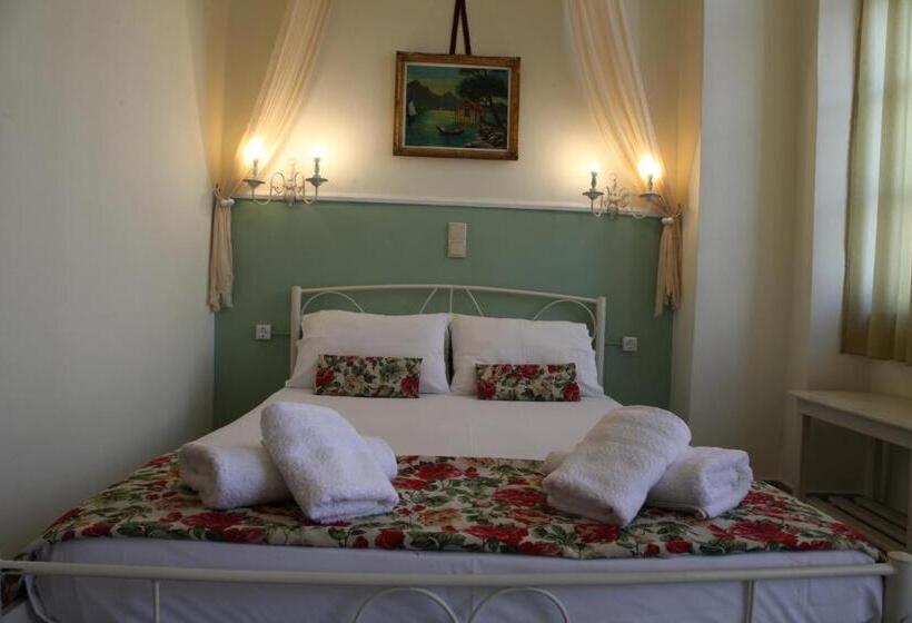 اتاق استاندارد با بالکن, Fiera Guesthouse