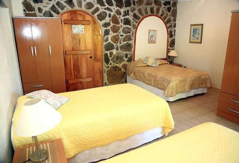 اتاق استاندارد, Jean's Home