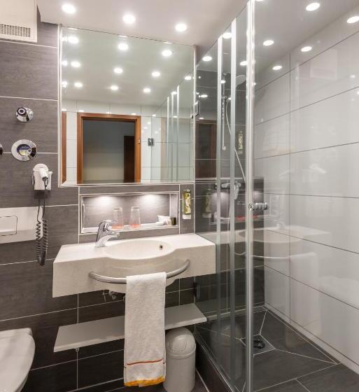Семейный Номер, Avenon Privathotel Schwaiger Hof