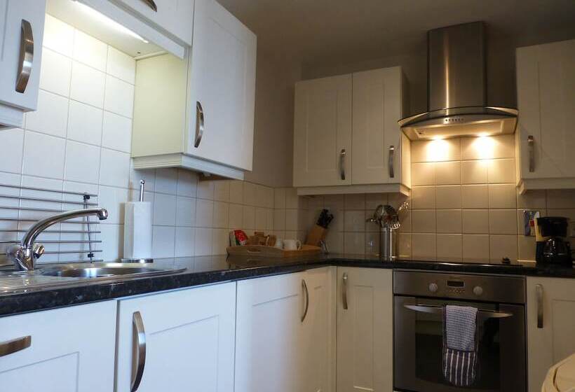 Апартаменты 1 Спальня, Liberty Wharf Apartments
