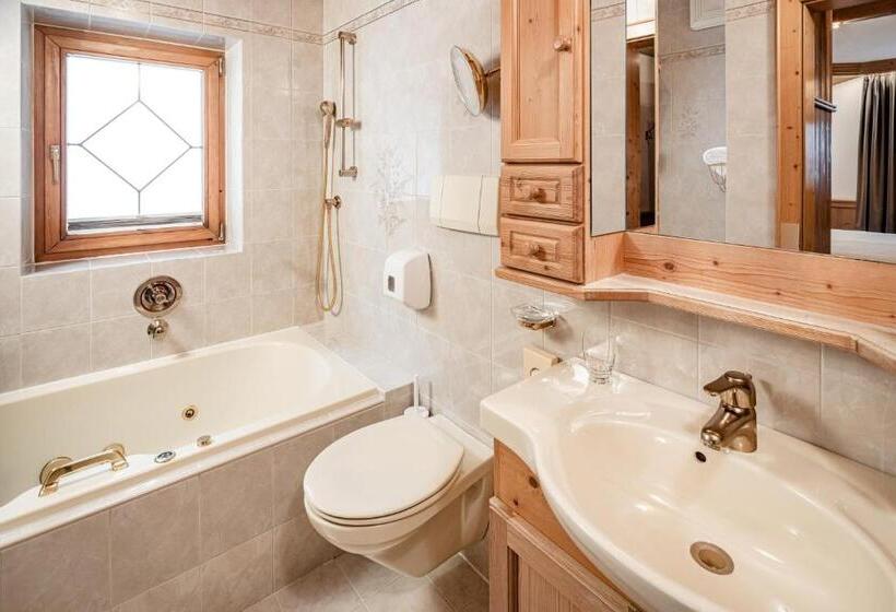 Апартаменты 1 Спальня, Apartments & Suites Hotel Garden