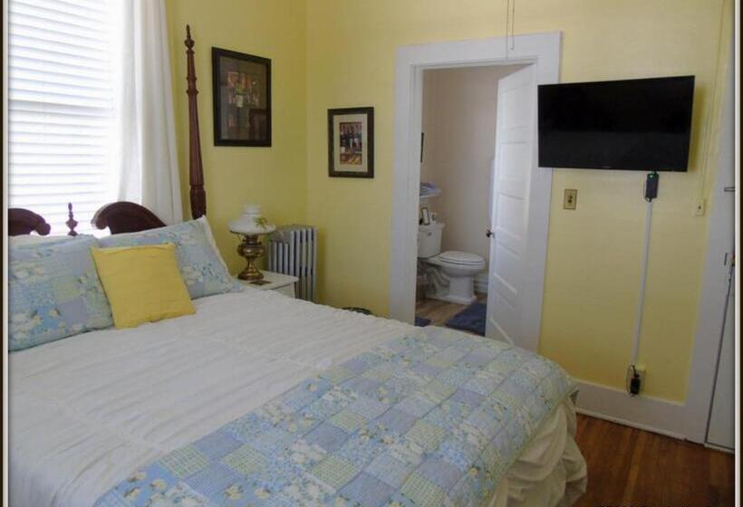 اتاق استاندارد, The Charleston Inn Hendersonville Nc