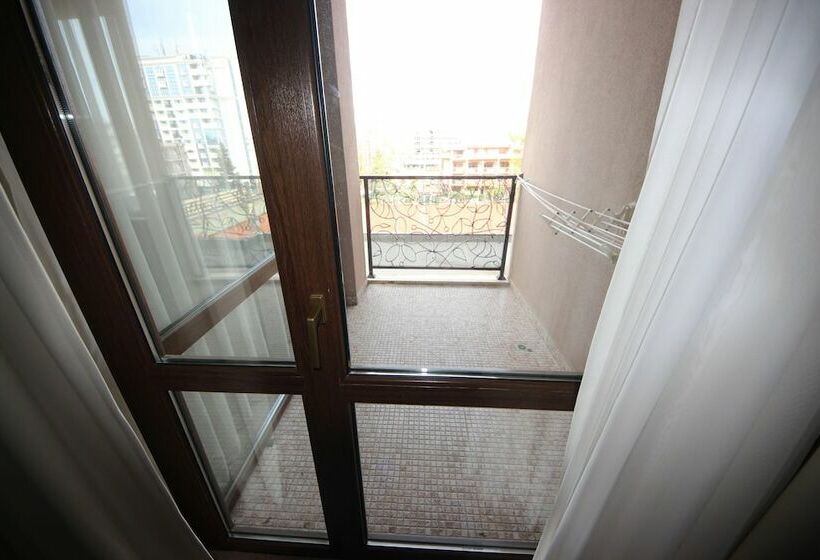 استودیوی سوپریور, Menada Apartments In Royal Beach Resort