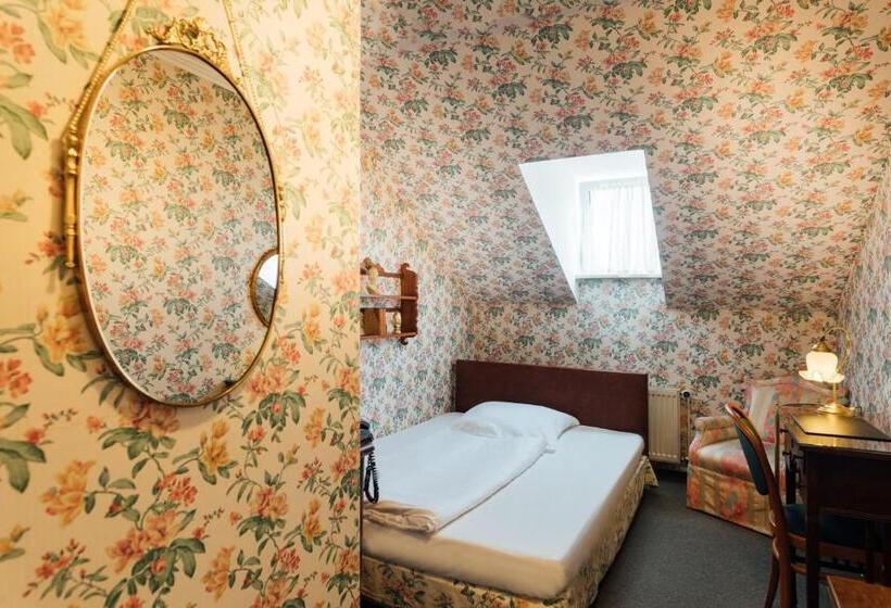 اتاق استاندارد یک نفره, Das Kleine Hotel In Ruhiger Stadtlage