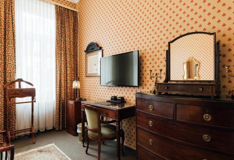 اتاق استاندارد, Das Kleine Hotel In Ruhiger Stadtlage